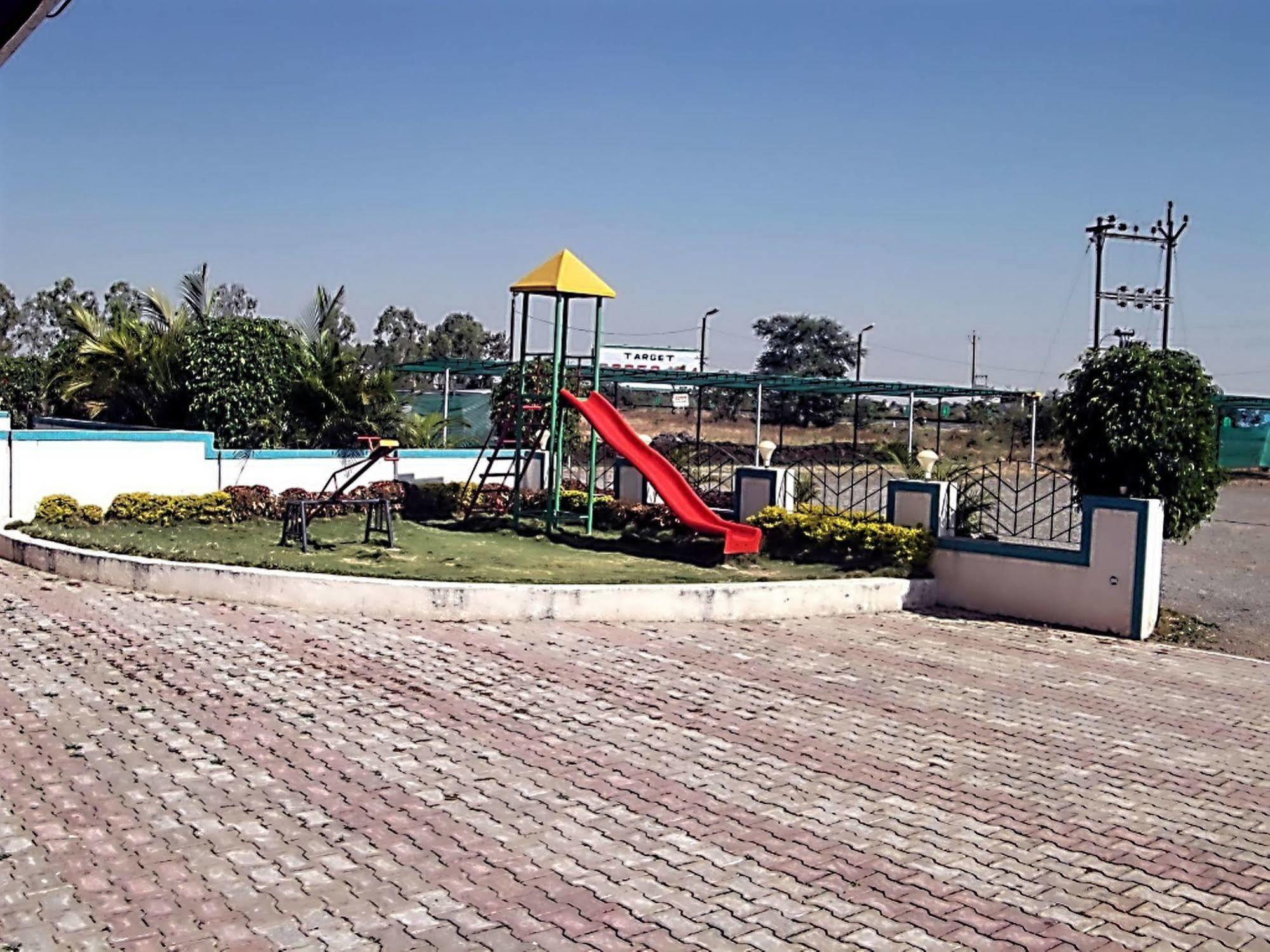 Hotel Rajyog Ranjangaon Ganpati Exterior foto